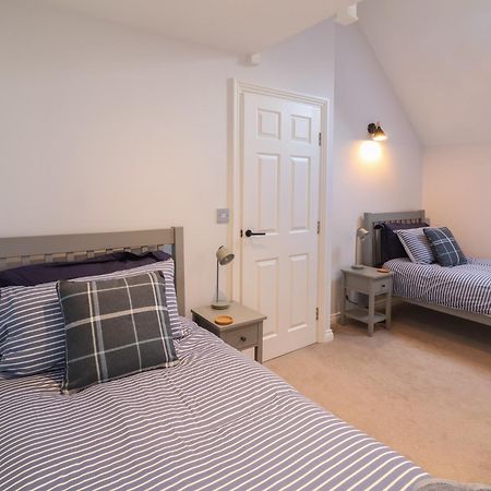Spring Rose Villa Bedale Bagian luar foto