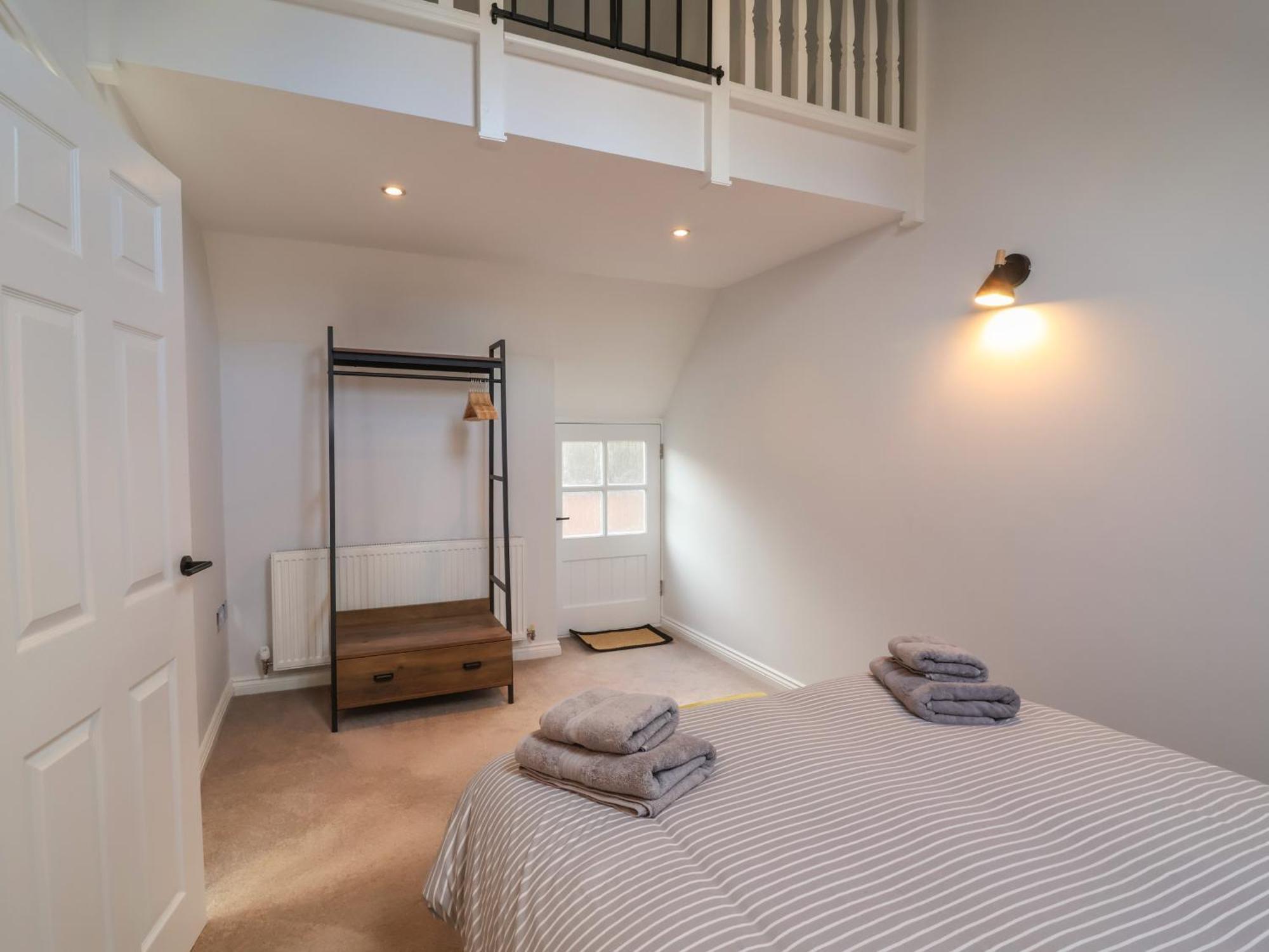 Spring Rose Villa Bedale Bagian luar foto
